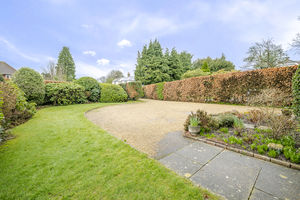 Photo 22- click for photo gallery